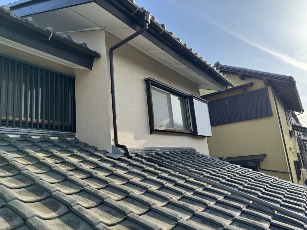 瓦屋根　雨漏り　茅ヶ崎